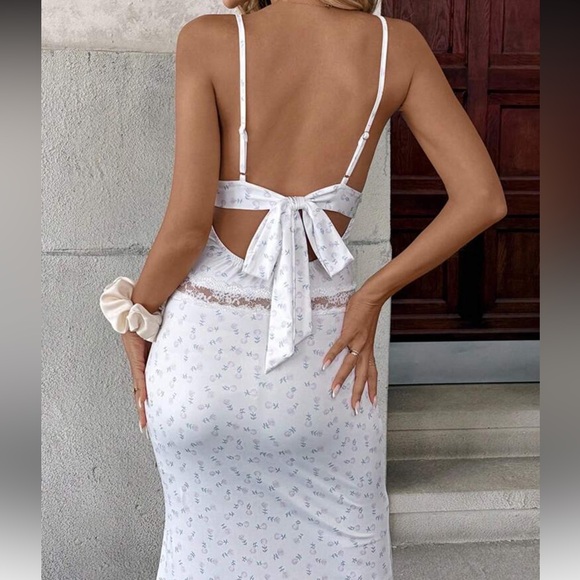 White Floral Maxi Dress with Bow Back - Picture 3 of 10